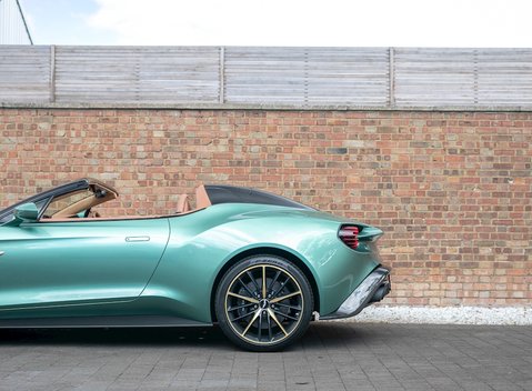 Aston Martin Zagato Vanquish Speedster 31