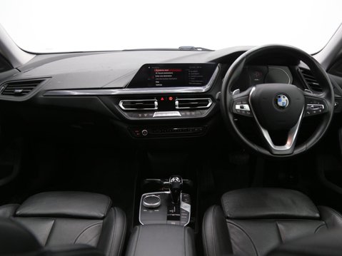 BMW 2 Series 2.0 220d Sport Auto Euro 6 (s/s) 4dr 9