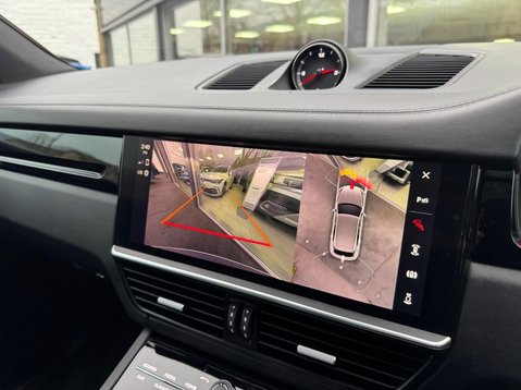 Porsche Cayenne V6 PLATINUM EDITION 49