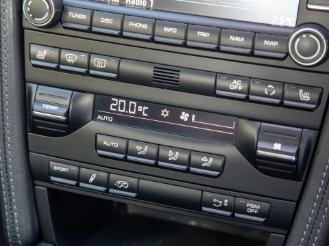 Porsche 911 3.8 997.2 CARRERA GTS 19