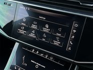 Audi Q8 RS VORSPRUNG TFSI QUATTRO MHEV 77