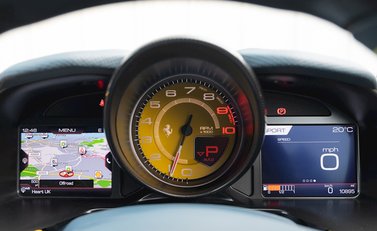 Ferrari 812 Superfast 17