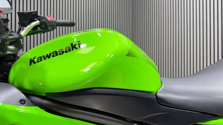 Kawasaki Er ER6 2009 30K LONG MOT COMMUTER 650CC FAIRED MODEL 9