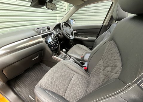 Suzuki Vitara SZ5 BOOSTERJET ALLGRIP MHEV 11