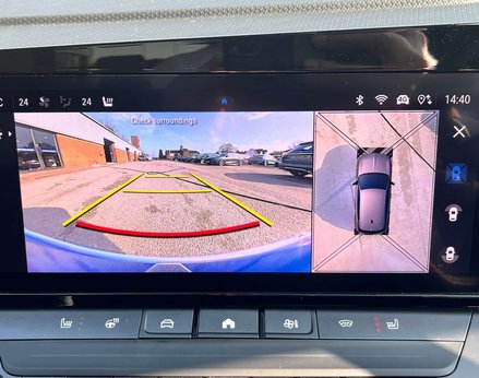 Vauxhall Astra 1.2 Astra Ultimate Turbo Auto 5dr 26