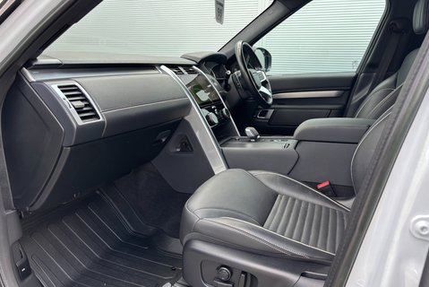 Land Rover Discovery D300 R-Dynamic HSE MHEV Panel Van 14