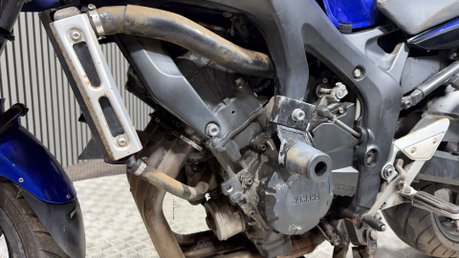 Yamaha FZ 2007 29K PROJECT COMMUTER BIKE 600CC SPARES OR REPAIR 18