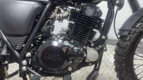 Mutt Mongrel 250 2018 NEW MOT ONLY 6K SCRAMBLER 250CC MODERN RETRO BIKE 32