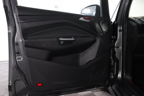 Ford C-Max TITANIUM TDCI 44