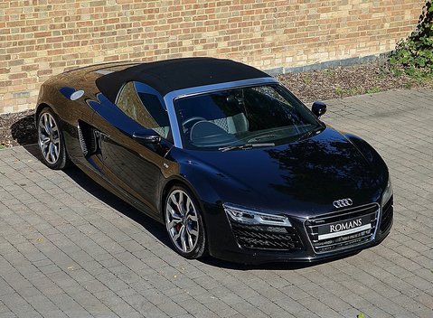 Audi R8 V10 Spyder 22
