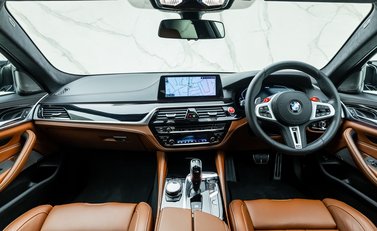 BMW M5 Competition 19