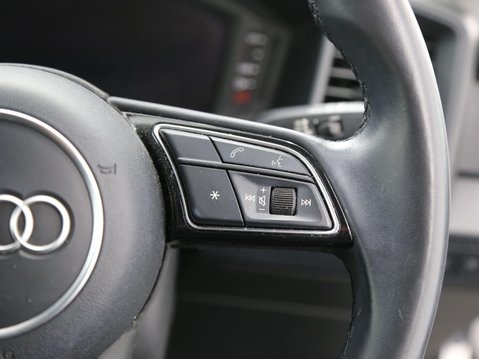Audi A1 1.0 TFSI 25 Technik Sportback Euro 6 (s/s) 5dr 13