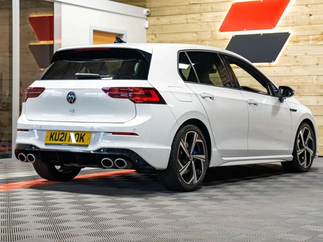 Volkswagen Golf 2.0 Golf R TSi 4Motion Semi-Auto 4WD 5dr 5