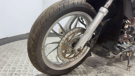 Piaggio Medley 2019 NON RUNNING PROJECT SCOOTER BREAKER PARTS BIKE 125CC 8