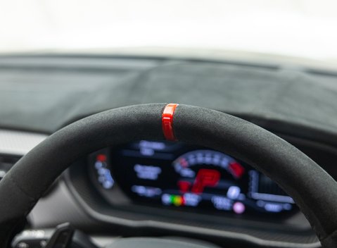 Lamborghini Urus PERFORMANTE 36