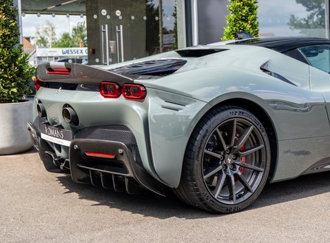 Ferrari SF90 Stradale ASSETTO FIORANO 6