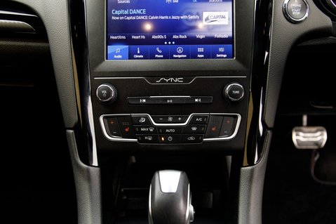 Ford Mondeo ST-LINE 31
