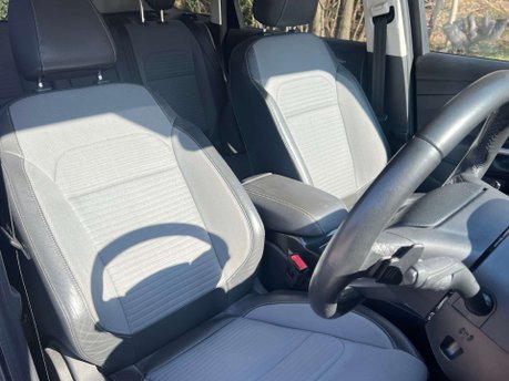 Ford Kuga 2.0 Kuga Titanium TDCI 4x4 Auto 4WD 5dr 11