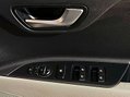 Kia Stonic CRDI FIRST EDITION 17