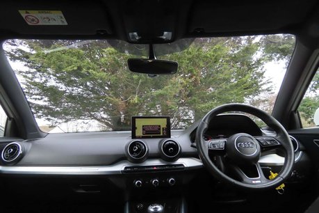 Audi Q2 1.6 TDI 30 S line Euro 6 (s/s) 5dr 8