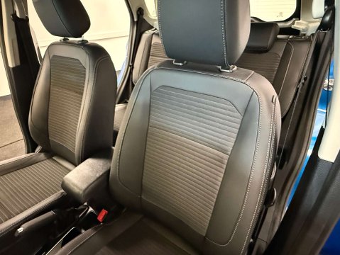 Ford Ecosport 1.0 EcoSport Titanium 5dr 52