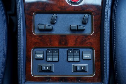 Bentley Continental R Mulliner 28