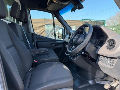 Mercedes-Benz Sprinter 2.1 314 CDI Progressive RWD L3 Euro 6 (s/s) 2dr 16