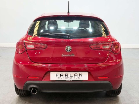 Alfa Romeo Giulietta 1.4 TB MultiAir Lusso Hatchback 5dr Petrol Manual Euro 5 (s/s) (170 bhp) 23