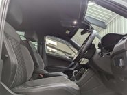 Volkswagen Tiguan 1.5 Tiguan R-Line TSi Semi-Auto 5dr 52