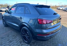 Audi Q3 2.0 TDI QUATTRO BLACK EDITION AUTO 10