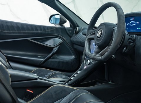 McLaren 720S Spider 16