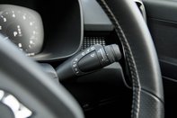 Volvo XC40 B4 R-DESIGN PRO AWD MHEV 17
