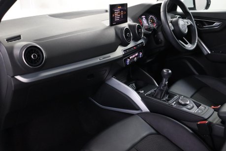 Audi Q2 TFSI S LINE 34