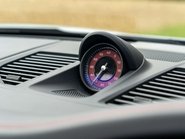 Porsche 911 Targa 4 GTS PDK 13