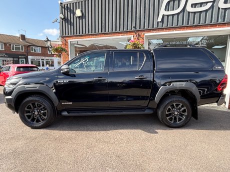 Toyota Hilux 2.8 D-4D Invincible X Pickup Double Cab 4dr Diesel Auto 4WD Euro 6 (204 ps) 7