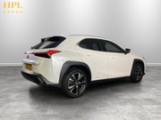Lexus Ux 2.0 250h SUV 5dr Petrol Hybrid E-CVT Euro 6 (s/s) (184 ps) 7