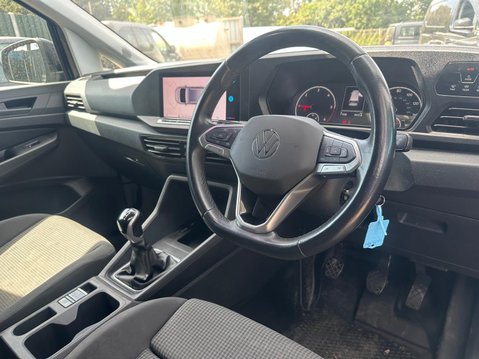 Volkswagen Caddy C20 TDI COMMERCE PRO 9