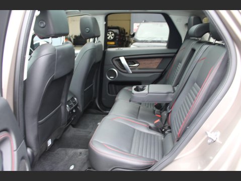 Land Rover Discovery Sport R-DYNAMIC HSE PHEV 12