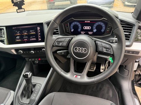 Audi A1 SPORTBACK TFSI S LINE 46