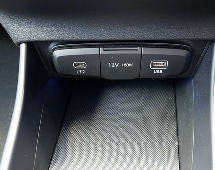 Hyundai BAYON 1.0 Bayon Premium T-GDI Auto 5dr 51