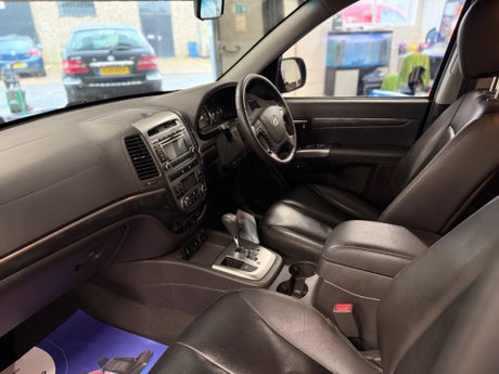 Hyundai SANTA FE 2.2 CRDi Premium Auto 4WD Euro 5 5dr (5 seat) 32