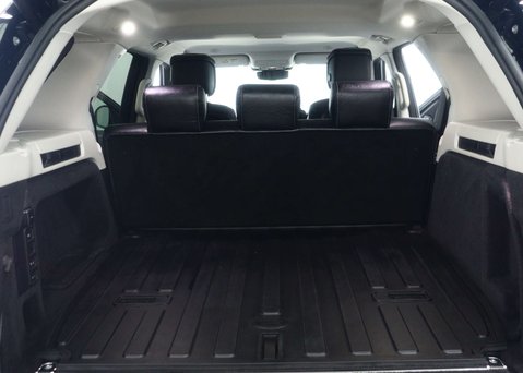 Land Rover Discovery 3.0 Discovery HSE D MHEV Auto 4WD 58