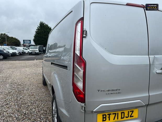 Ford Transit Custom SWB L1H1 280 Limited Air Con Sensors EURO 6 NO VAT 18