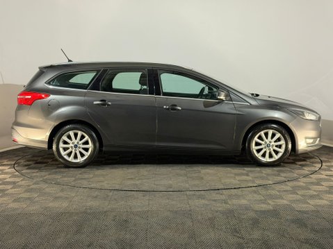Ford Focus TITANIUM TDCI 4