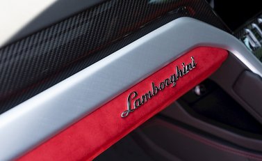 Lamborghini Urus 22