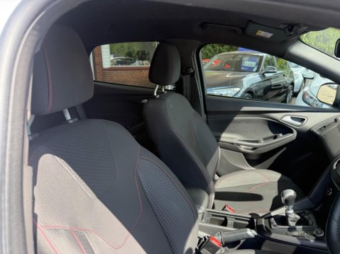 Ford Focus 1.5 TDCi ST-Line Euro 6 (s/s) 5dr 18