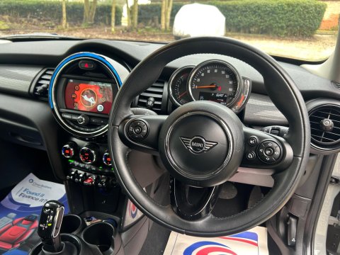 Mini Hatch 1.5 Cooper Classic Steptronic Euro 6 (s/s) 5dr 35