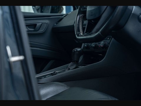 SEAT Leon 2.0 Leon Cupra Luxury 290 TSi Semi-Auto 5dr 17