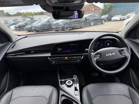 Kia Niro 64.8kWh 3 SUV 5dr Electric Auto (201 bhp) 29