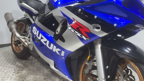 Suzuki GSX-R GIXXER 600 2003 K3 RUNNING SPORTS BIKE TRACK PROJECT 600CC 9
